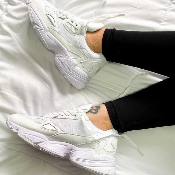 Aventurero Cumplido Asesino Zapatillas Adidas para Mujer archivos | Zshop Colombia