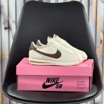 Tenis Zapatillas Nike Cortez Dama 100% Importadas 50% De Descuento - Imagen 2