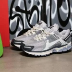 Tenis Zapatillas Nike Zoom Vomero 5 Hombre 100% Importadas 50% De Descuento - Imagen 4