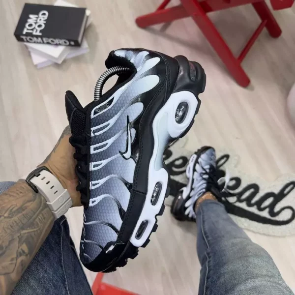 Tenis Zapatillas Nike TN Hombre 100% Importadas 50% De Descuento