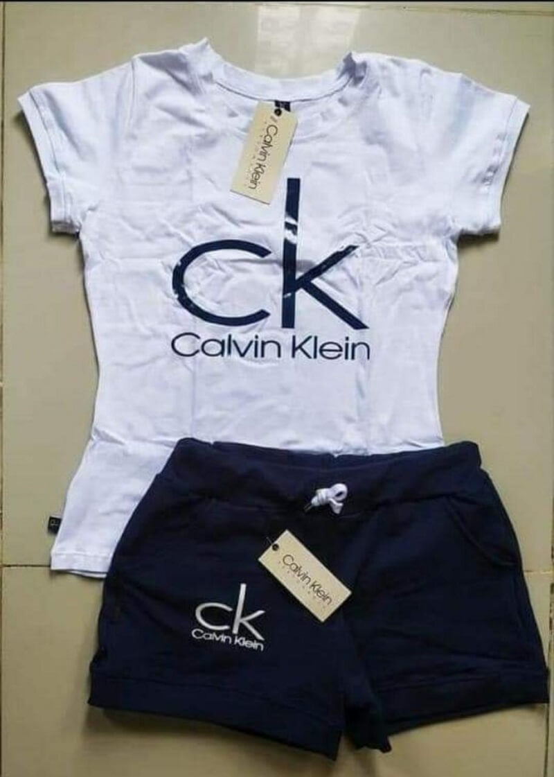 Conjunto Deportivo Para Mujer Calvin Klein Pantaloneta Burda