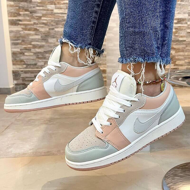 Nike air jordan retro 1 sales mujer