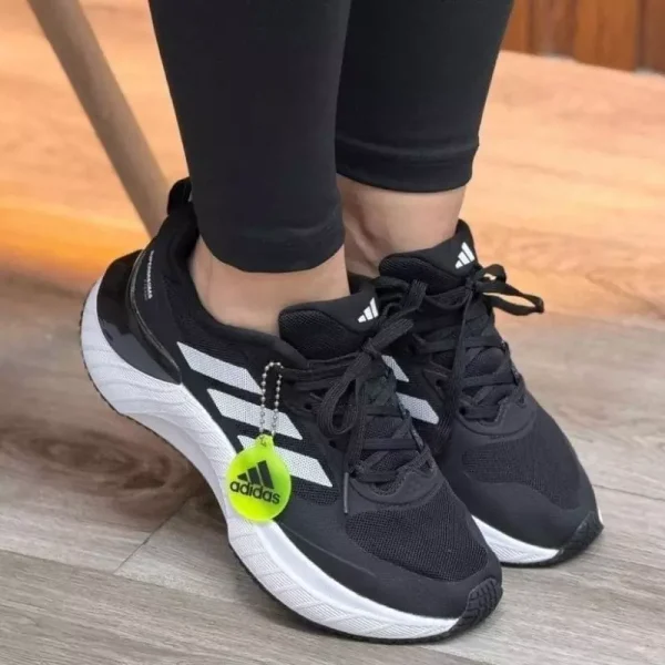 Tenis Zapatillas Adidas Supermagna Para Dama Combinan Amortiguación Comodidad Estabilidad 100% Importadas 50% De Descuento